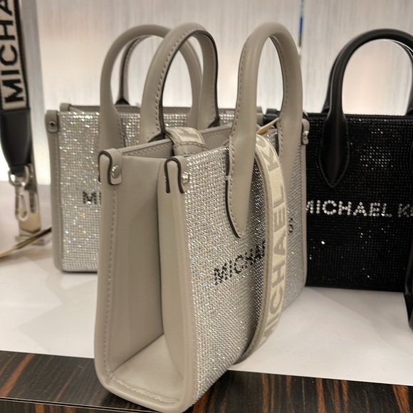 MICHAEL KORS MK
Mirella Extra-Small Logo XS Shopper XBody Leather Crossbody Bag - Picture 3 of 16